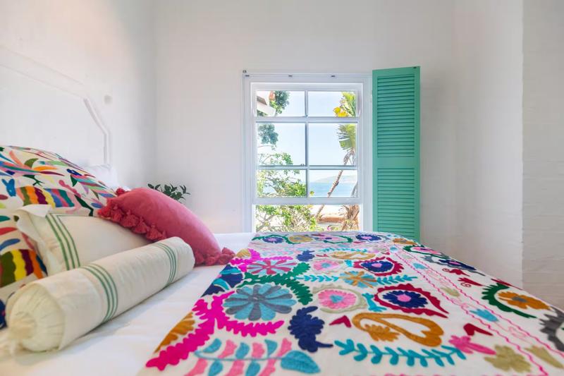 To Let 6 Bedroom Property for Rent in Beachy Head Western Cape